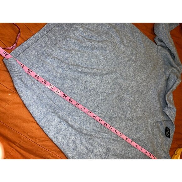 Jos. A. Bank 100% CASHMERE Mens Light Blue V-Neck  Sweater Size XL - Picture 6 of 6